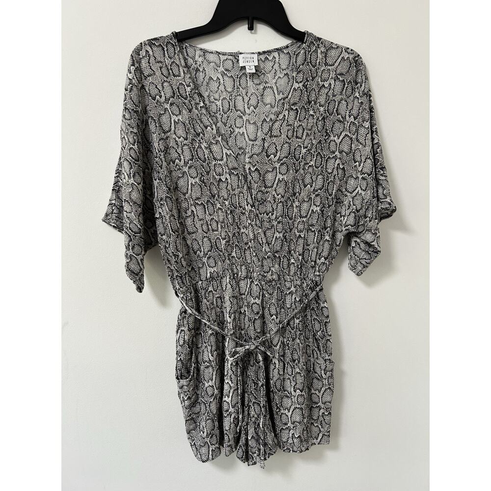 Peyton Jensen Romper Snake Skin Faux Wrap Lined Shorts Women’s SMALL